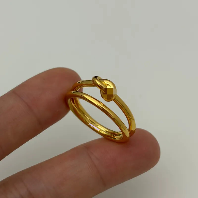 Metal Arc de Triomphe Double Knot Ring