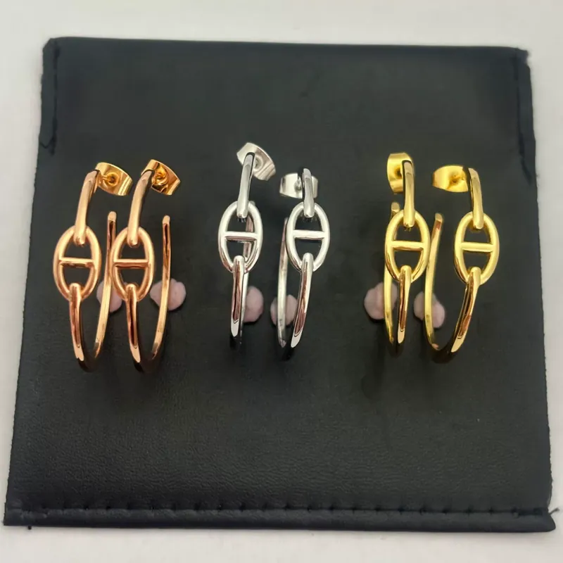 Metal C-Shape Chain Earrings Geometric Style
