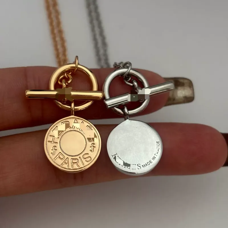 Metal Round Pendant Necklace Adjustable Chain