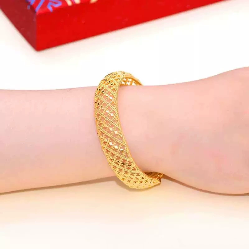 24K Gold Plated Hollow Flower Bangle