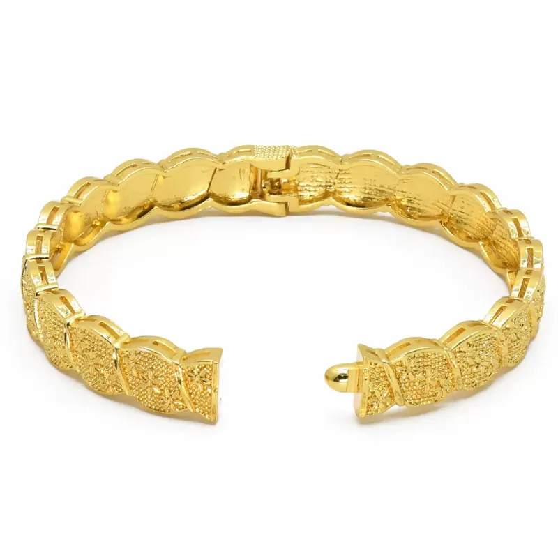 24K Gold Plated Hollow Flower Bangle