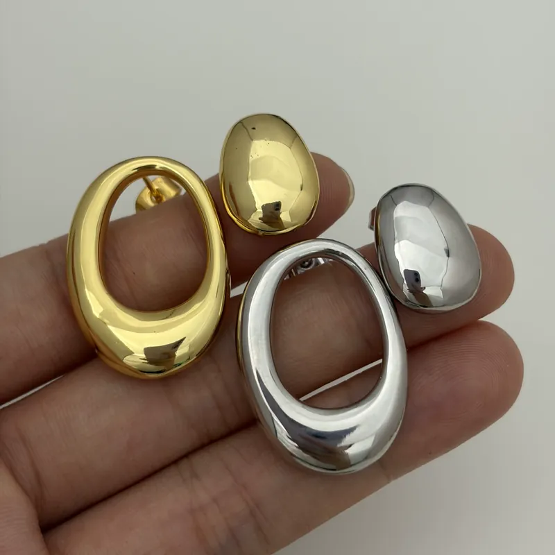 Metal Asymmetric Oval Earrings Arc de Triomphe