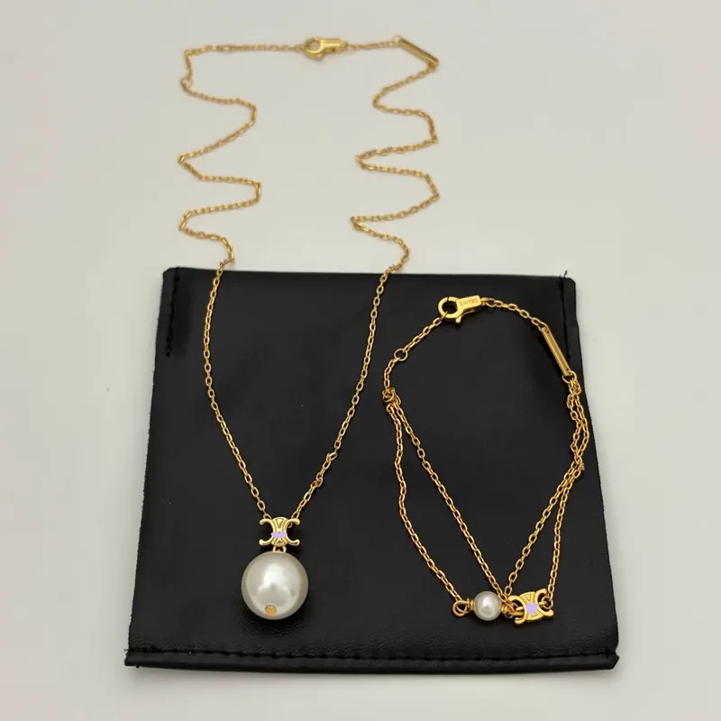 Pearl Arc de Triomphe Pendant Necklace