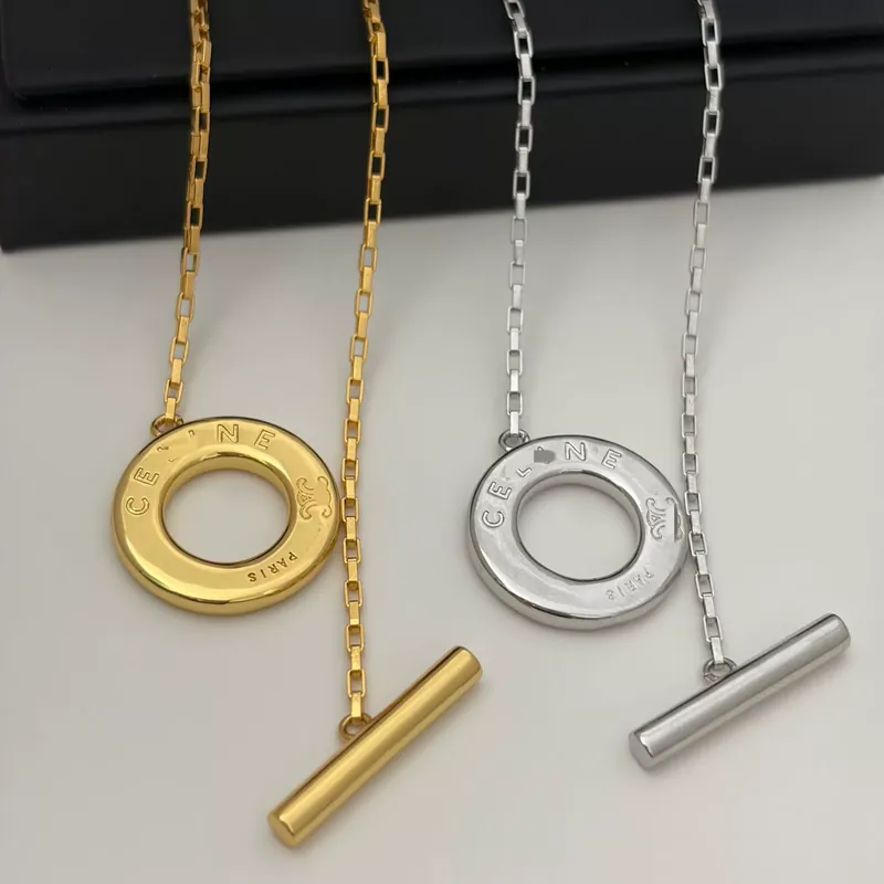 Metal Arc de Triomphe Adjustable Necklace