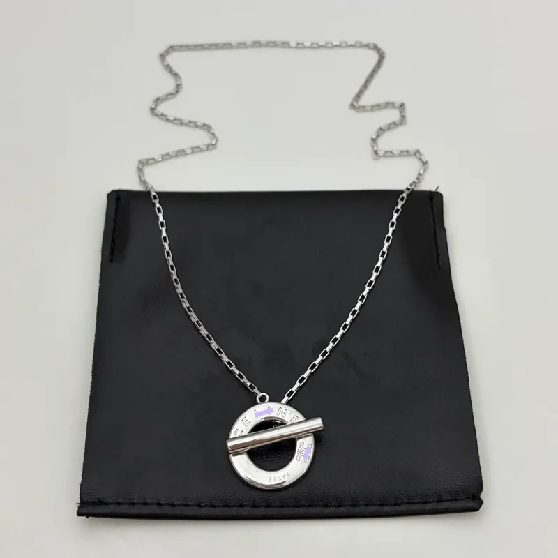 Metal Arc de Triomphe Adjustable Necklace