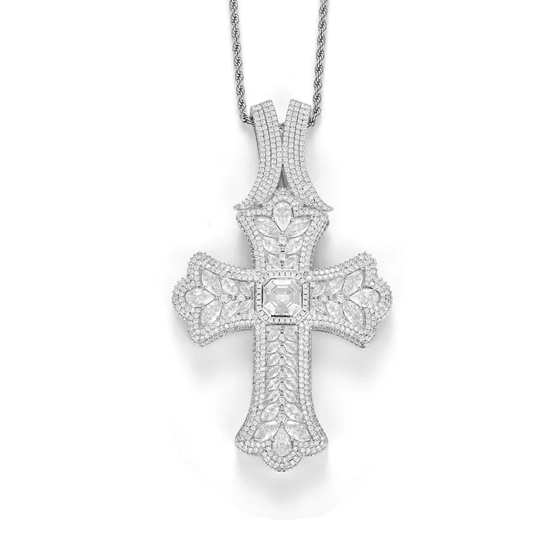 Collar de Cobre con Dije de Cruz y Circonita