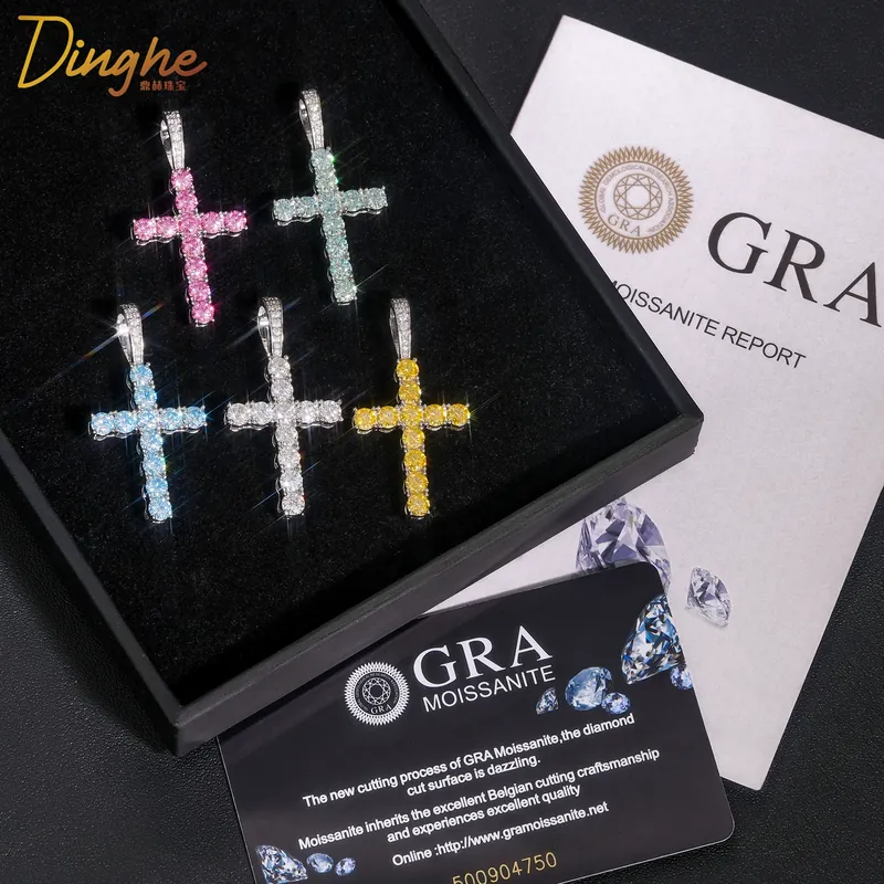 Collier pendentif croix en cuivre et moissanite