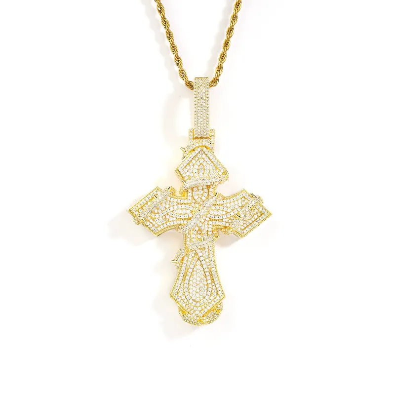 Collier pendentif croix épine en acier titane et zircon