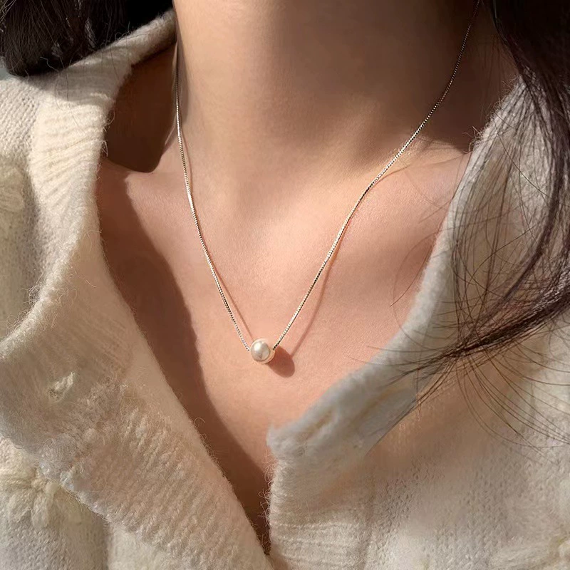 Pearl Necklace Minimalist Choker