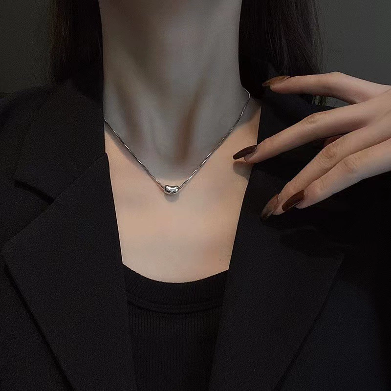 Red Bean Necklace Choker