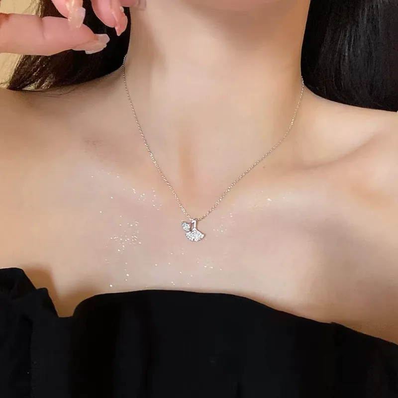 Ginkgo Leaf Necklace Choker