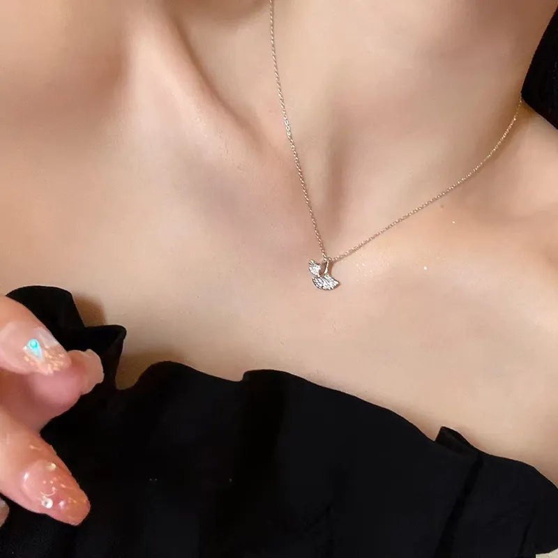 Ginkgo Leaf Necklace Choker