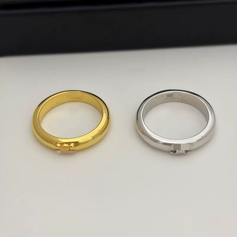 Gold Arc de Triomphe Embossed Ring Vintage Band