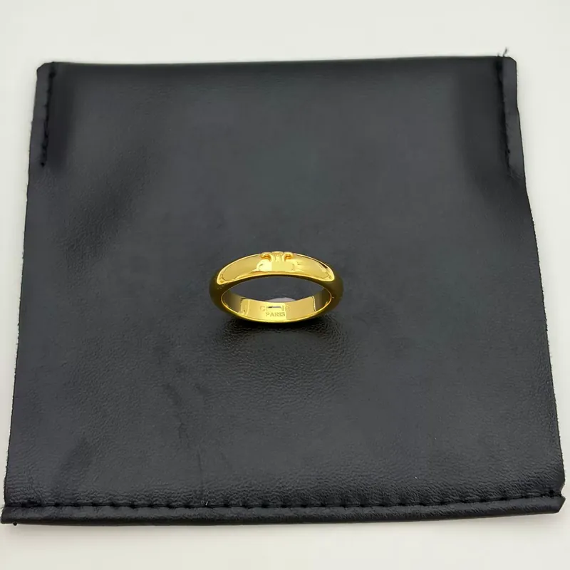 Gold Arc de Triomphe Embossed Ring Vintage Band