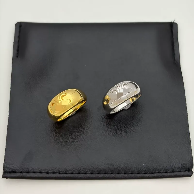 Gold Arc de Triomphe Embossed Ring Women's Vintage Style
