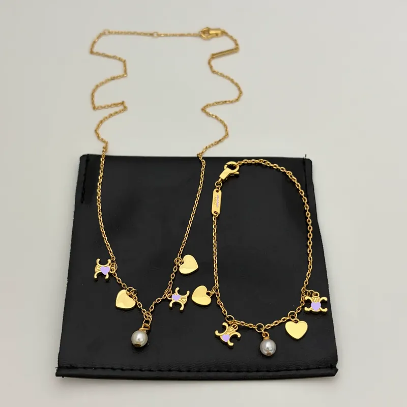 Pearl Heart Arc de Triomphe Necklace Light Luxury Choker