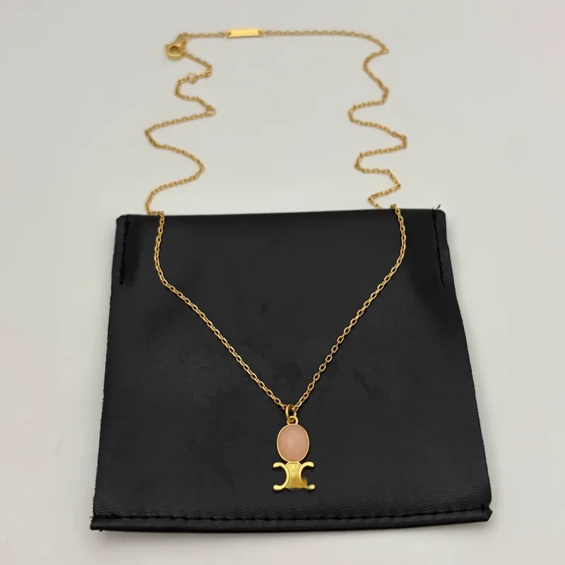Pink Quartz Arc de Triomphe Necklace Light Luxury Choker