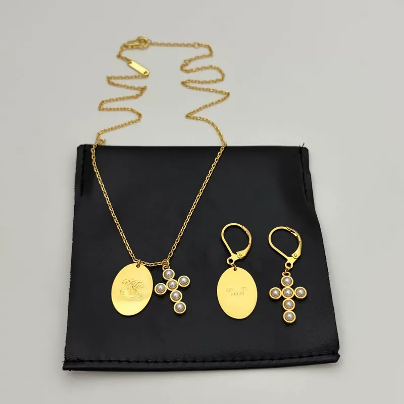 Pearl Arc de Triomphe Cross Pendant Necklace Choker