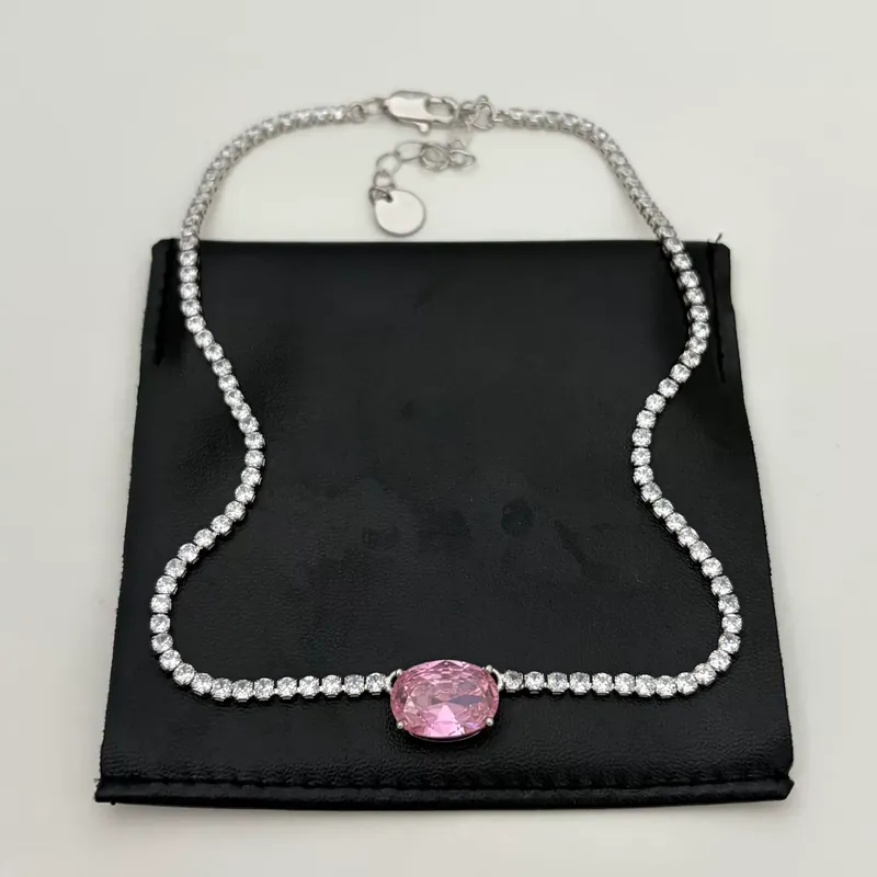Full Pave Necklace Light Luxury