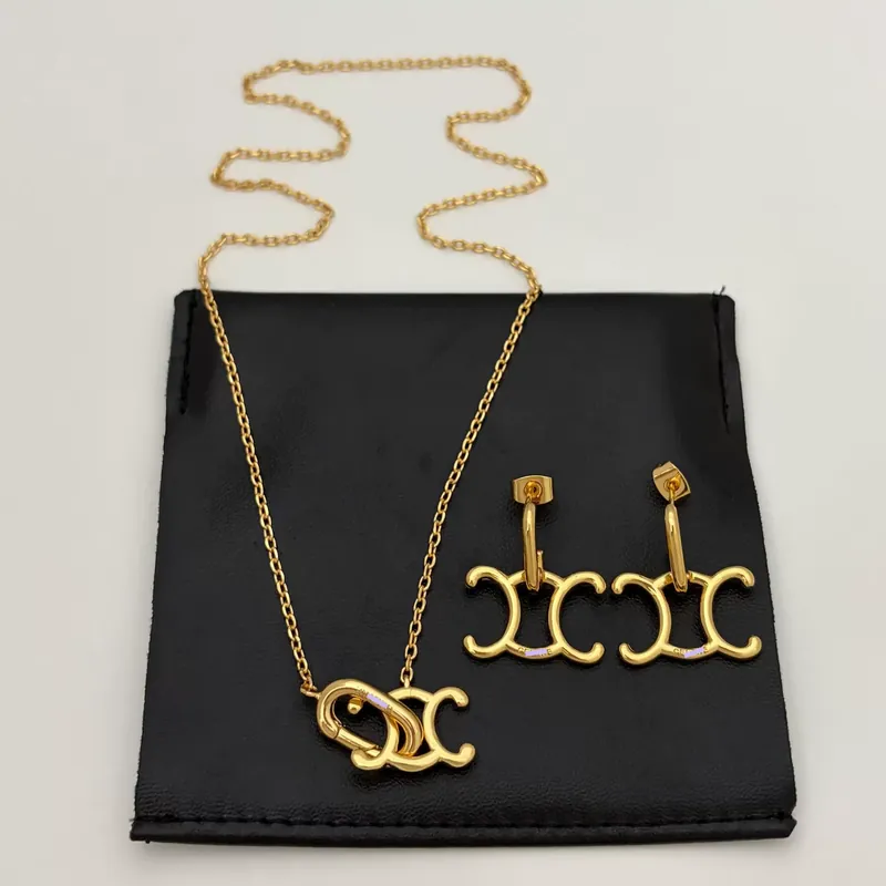 Hollow Necklace Earrings Set Fashion