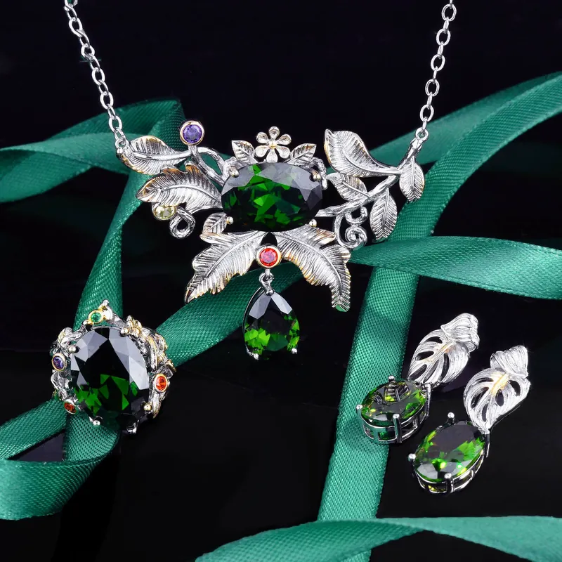 Vintage Italian Olive Green Jewelry Set
