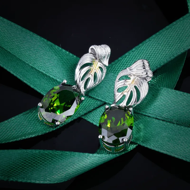 Vintage Italian Olive Green Jewelry Set