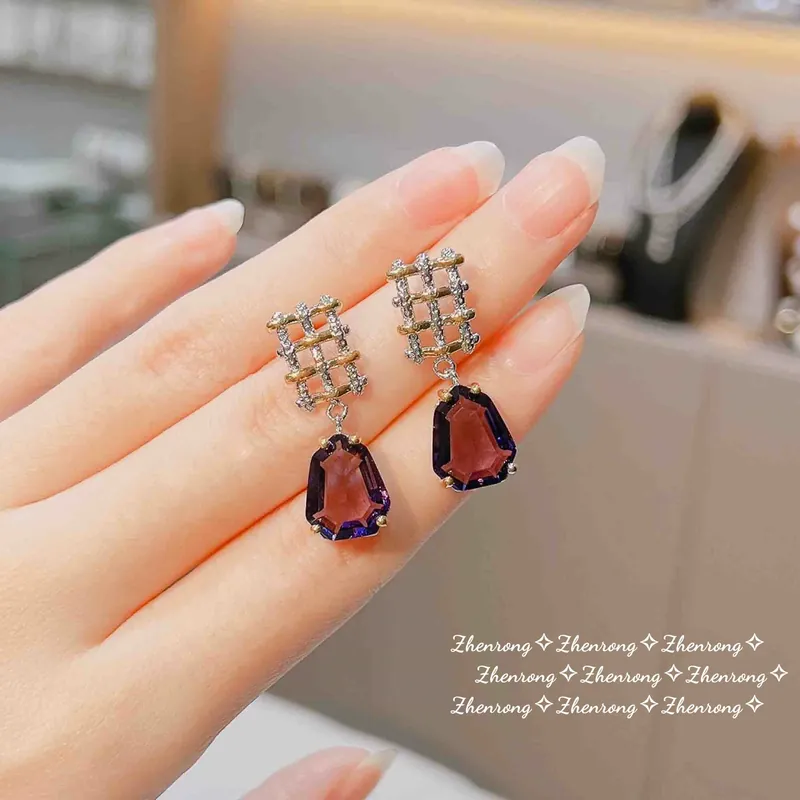 Set de Joyería Italiano Vintage Leopardo con Zirconio Púrpura y Colgante de Perla