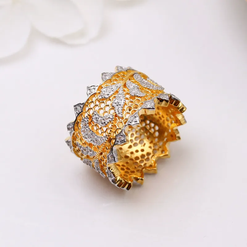 Italian Filigree Iris Flower Jewelry Set with Honeycomb Lace