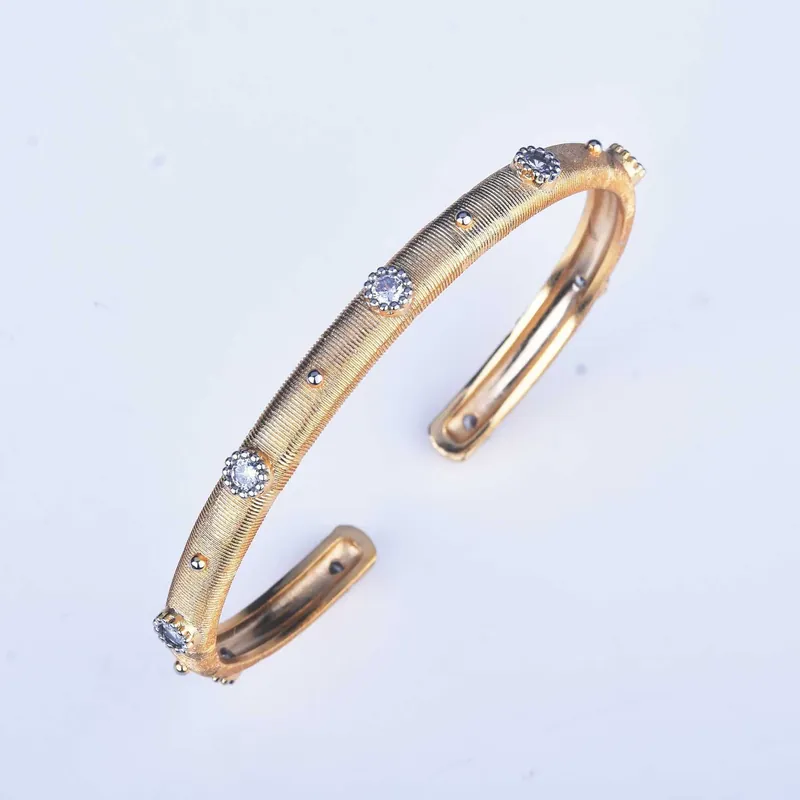 Italian Handmade Filigree Two-Tone High-Carbon Diamond Bangle