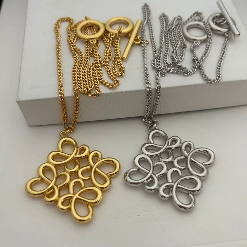 Cutout Geometric Pendant Necklace