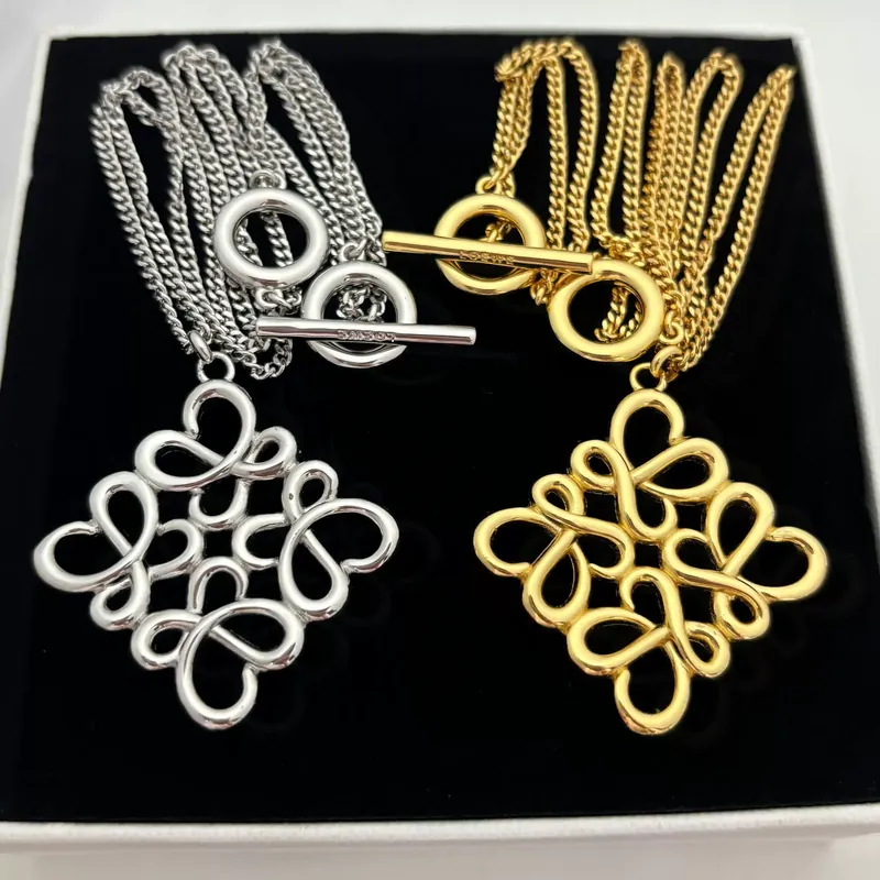 Cutout Geometric Pendant Necklace