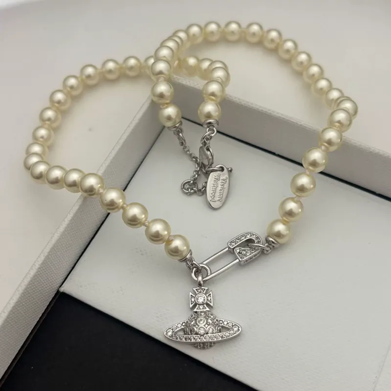 Saturn Pearl Pin Necklace