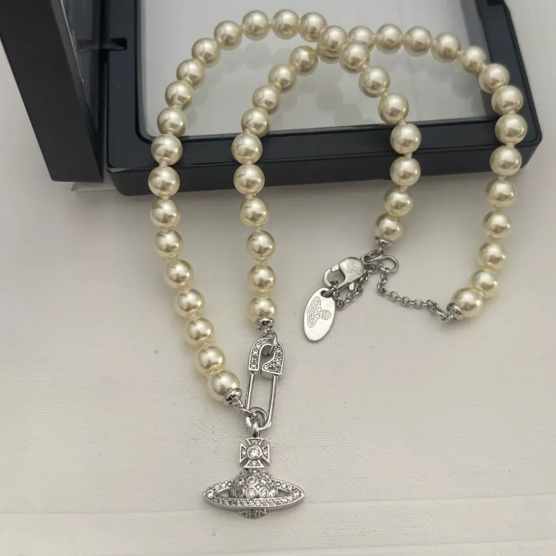 Saturn Pearl Pin Necklace