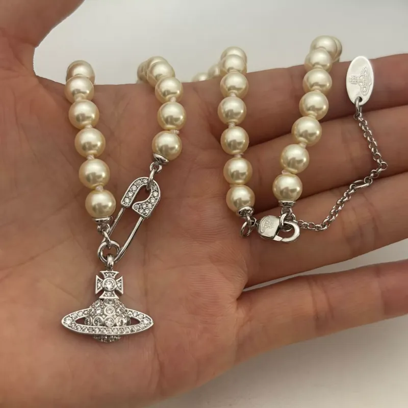 Saturn Pearl Pin Necklace