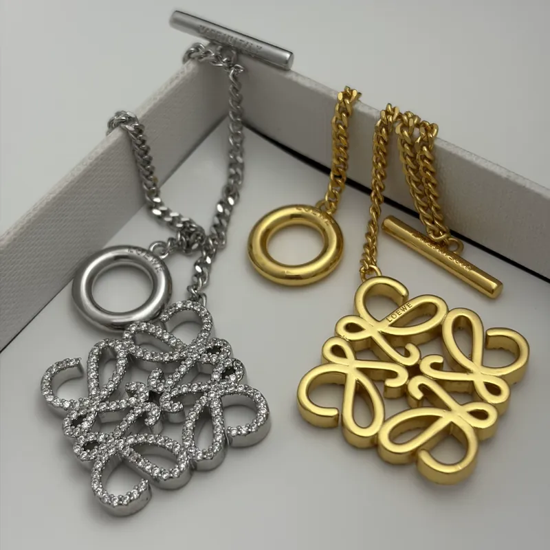 Zircon Flower Pendant Necklace
