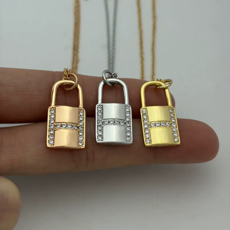 Zircon Lock Pendant Necklace Rose Gold