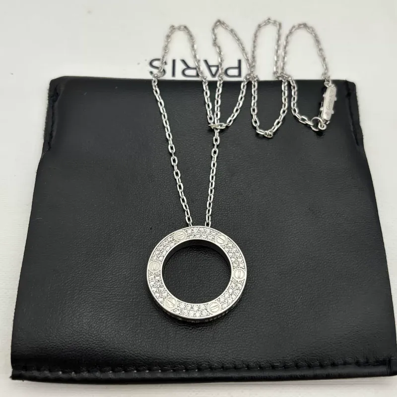 Zircon Round Pendant Necklace