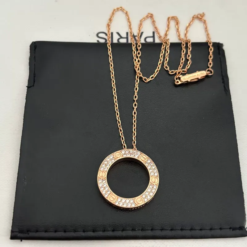 Zircon Round Pendant Necklace
