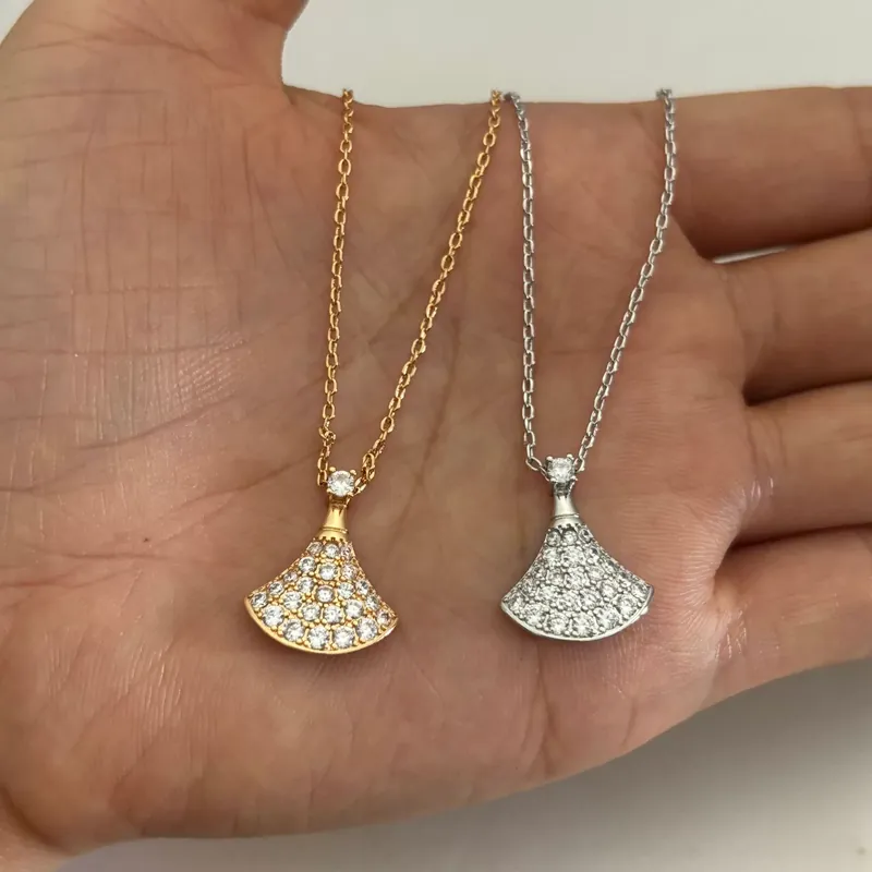 Zircon Dress Pendant Necklace