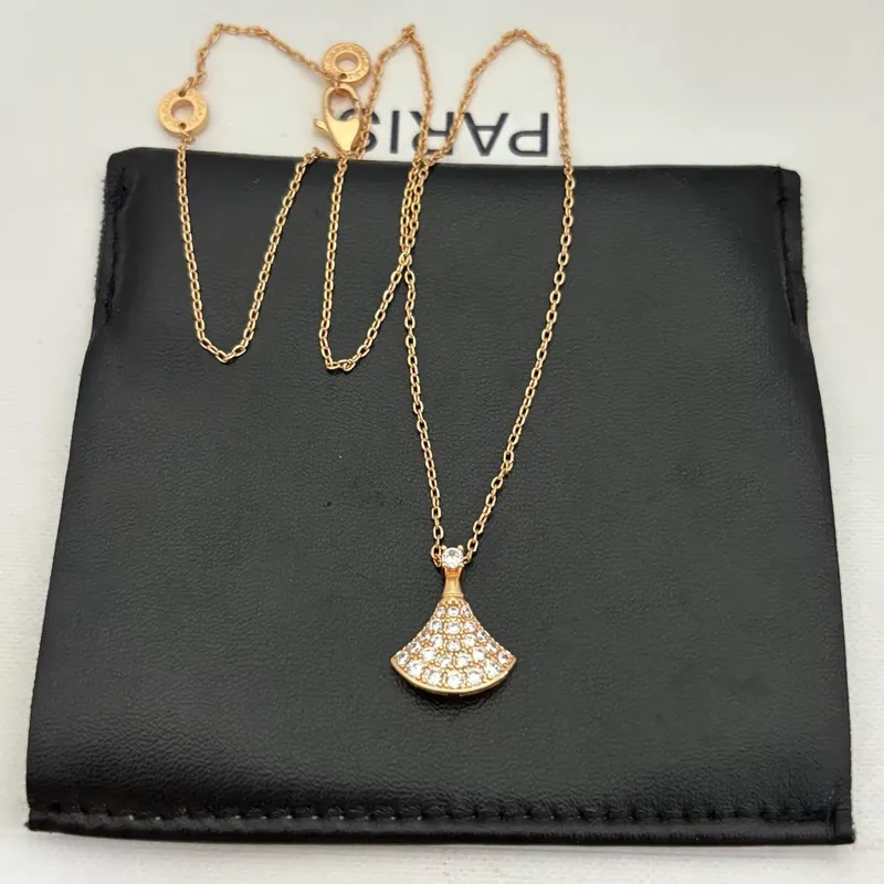 Zircon Dress Pendant Necklace