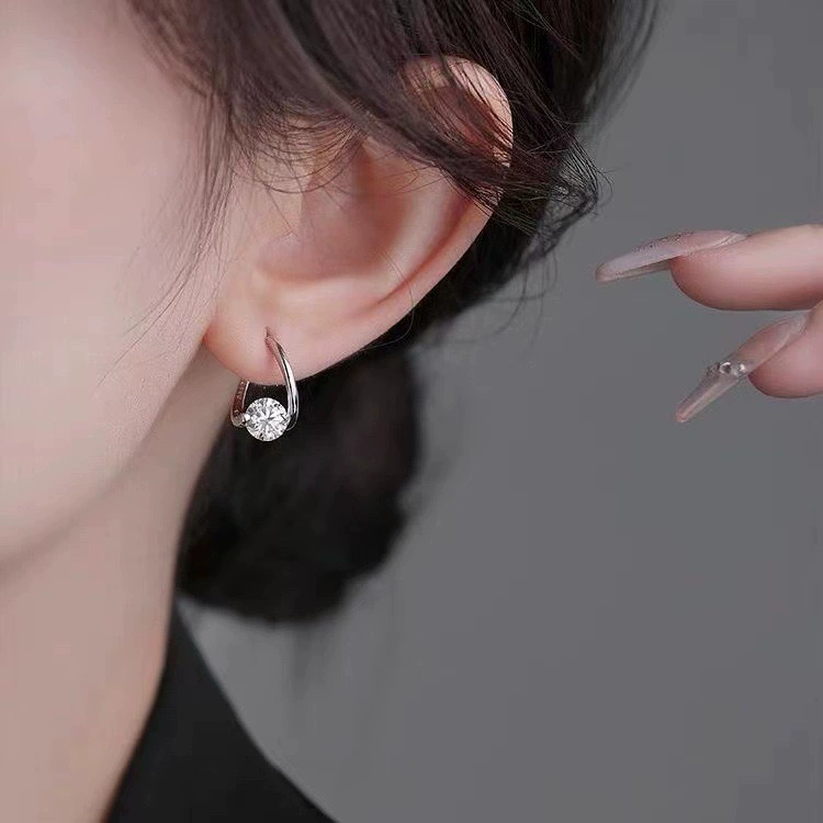 Alloy Asymmetric Earrings Light Luxury Fashion