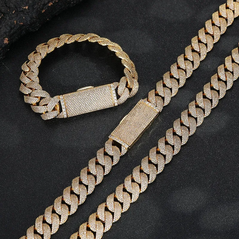 Collar de Cobre con Zirconia y Cadena Cubana