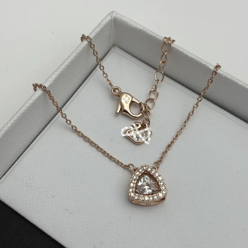 Zircon Heart Pendant Necklace