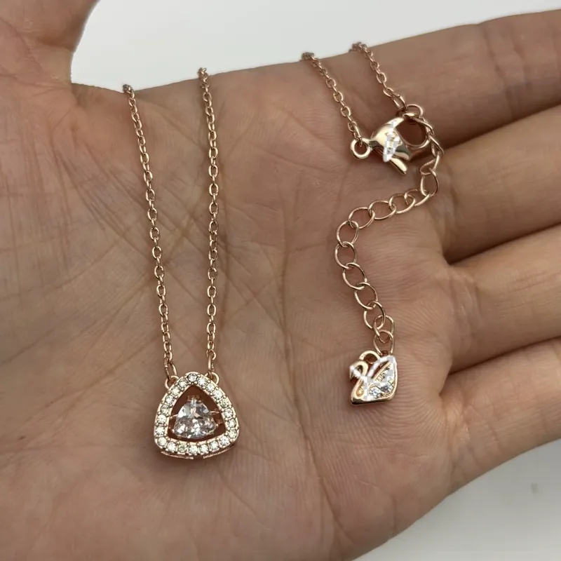 Zircon Heart Pendant Necklace
