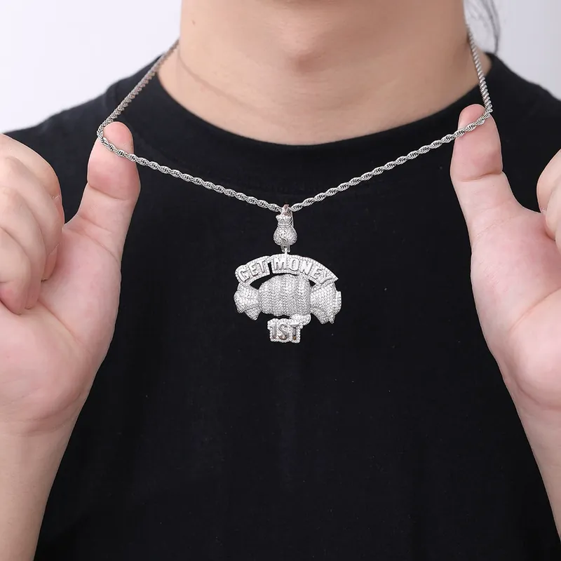 Collier pendentif poing Hip-Hop cuivre zircon style street