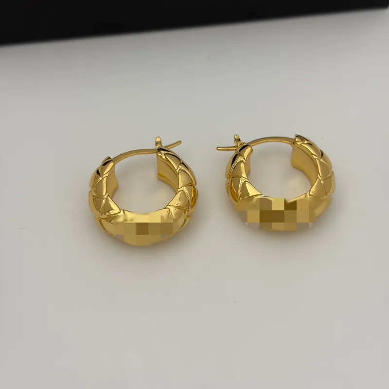 Zircon Quilted Hoop Earrings