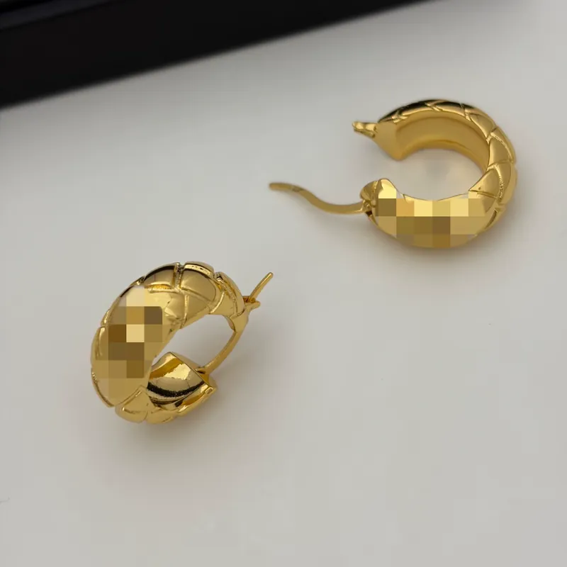 Zircon Quilted Hoop Earrings